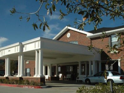 Colonial Oaks at Braeswood Memory Care