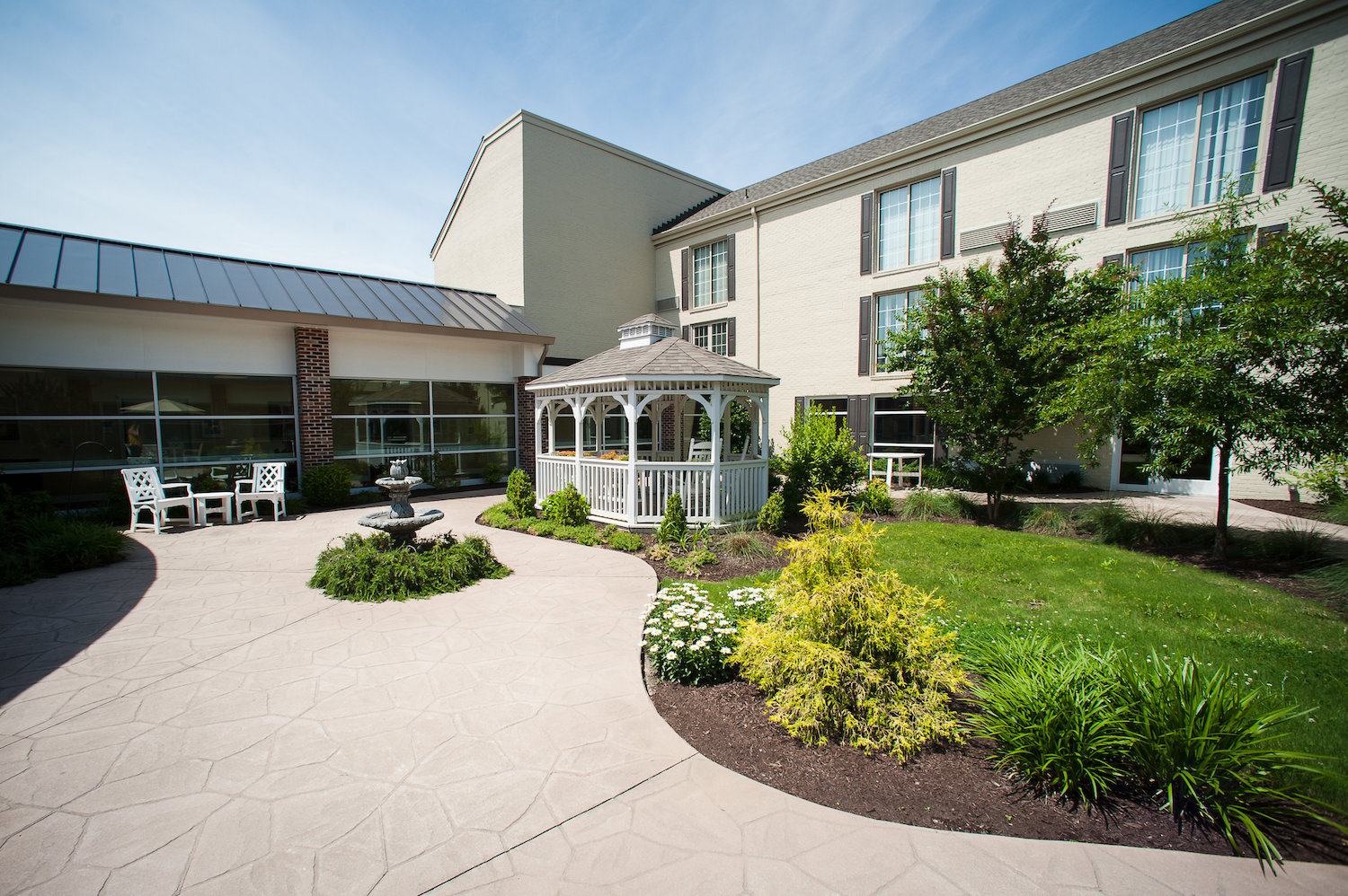 Commonwealth Senior Living at Leigh Hall