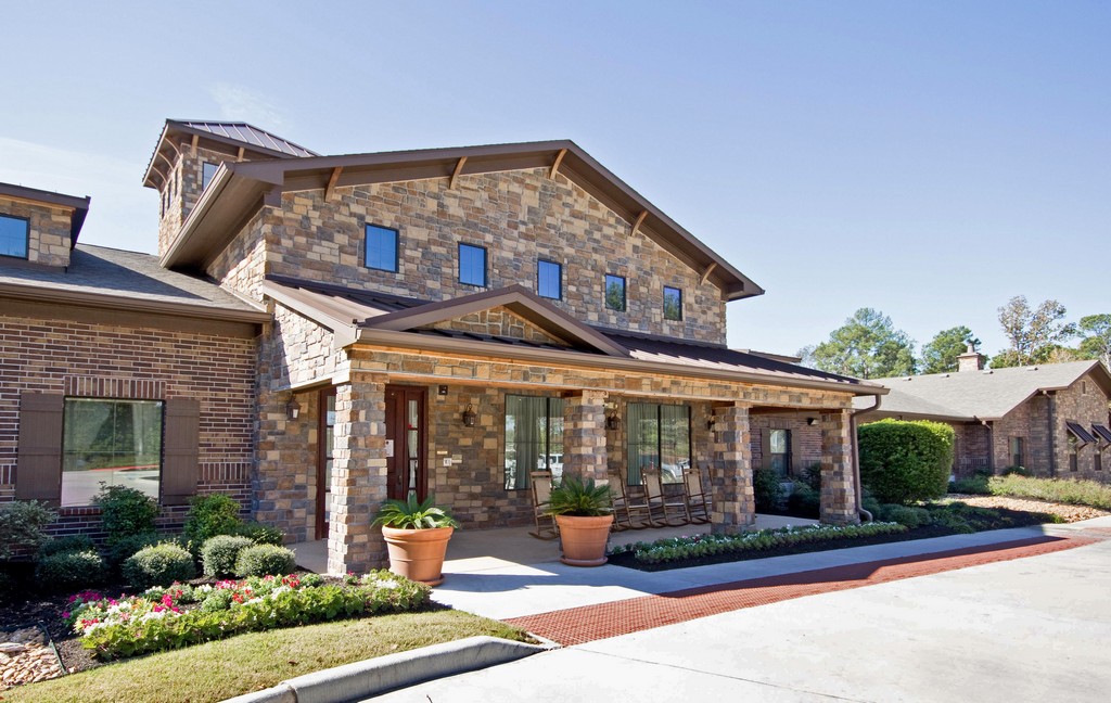 Heritage Oaks Assisted Living & Memory Care