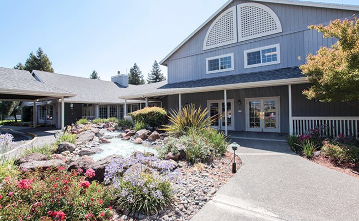 Rohnert Park Retirement Community - Happy Living