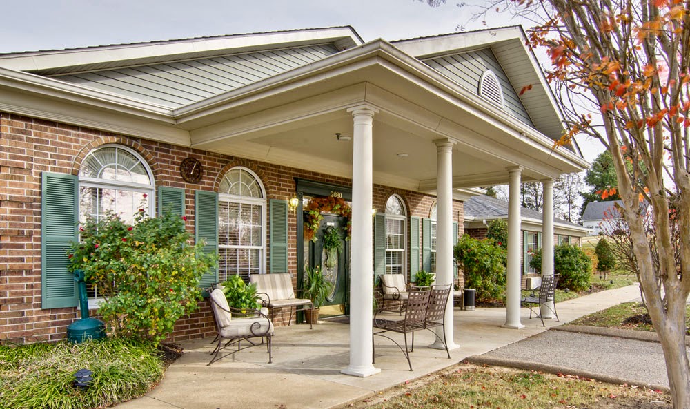 Dogwood Pointe Senior Living