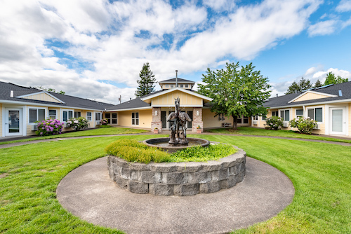Forest Grove Beehive Assisted Living Community Retirement Homes