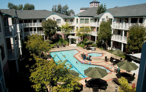 Baywood Court Retirement Community