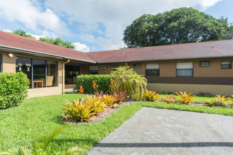 Colonial Assisted Living at Miami