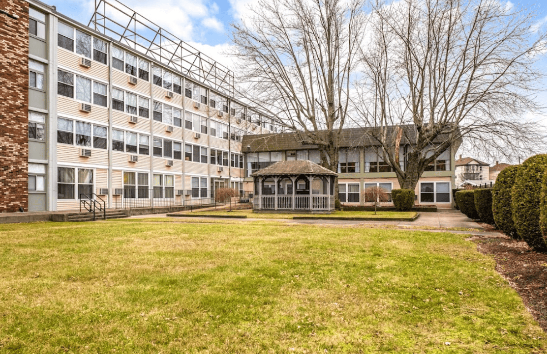River Falls Senior Living