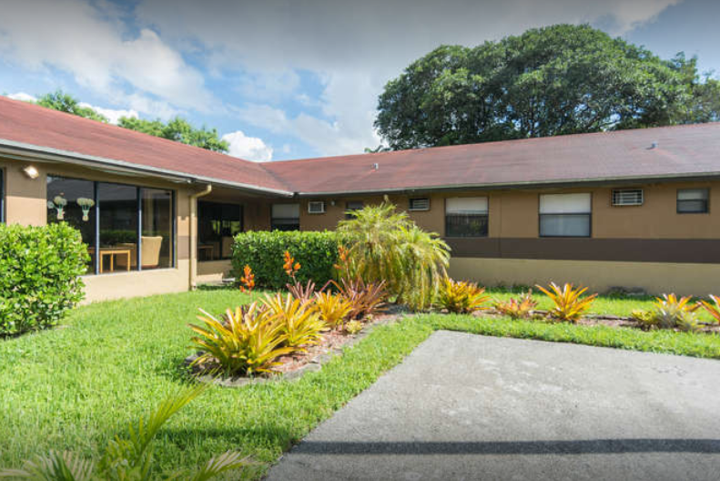 Colonial Assisted Living at Miami