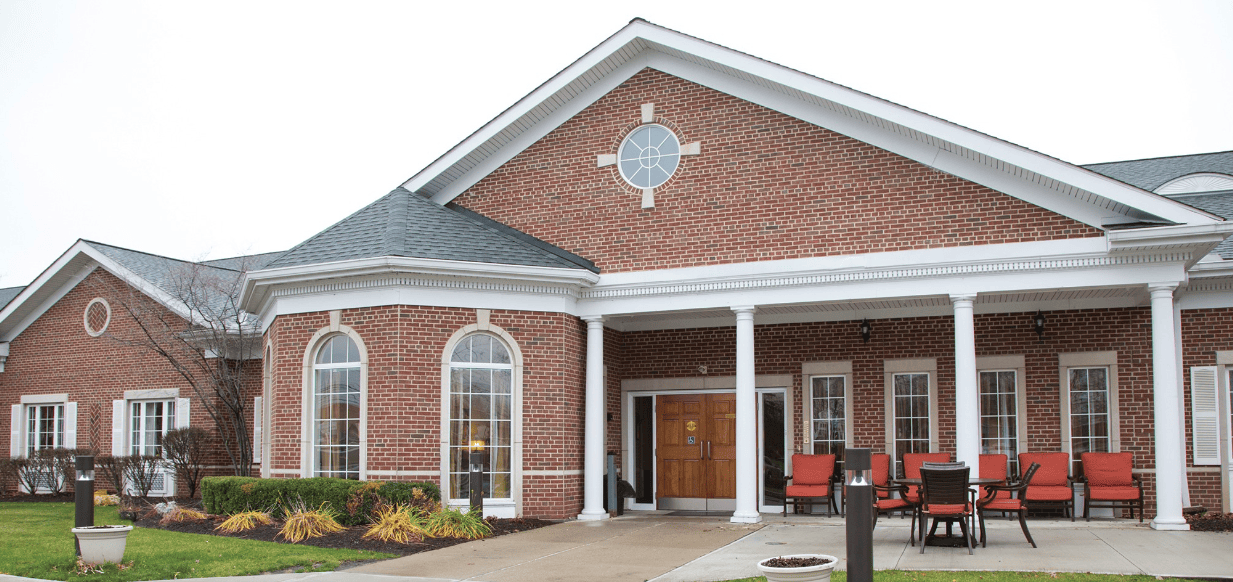 Paramount Senior Living at Middleburg Heights