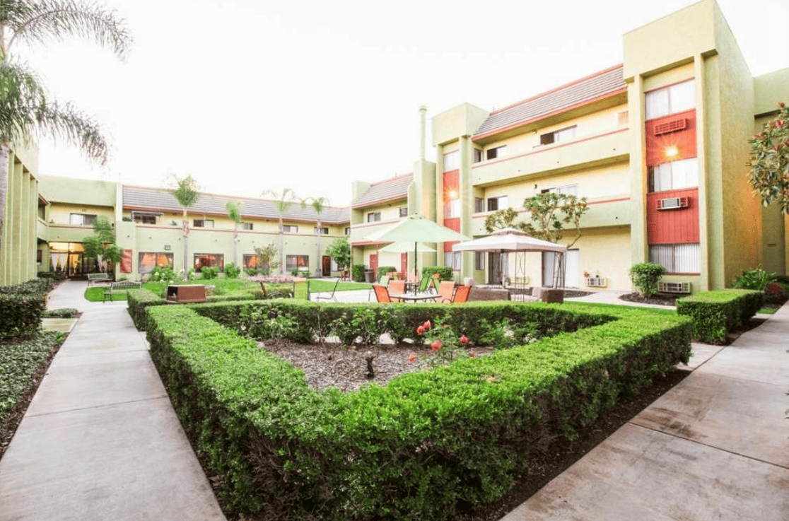 Vista Del Mar Senior Living