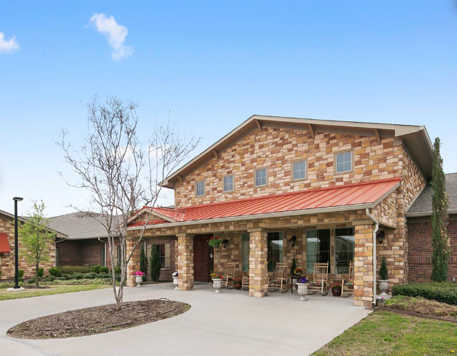 River Oaks Assisted Living & Memory Care