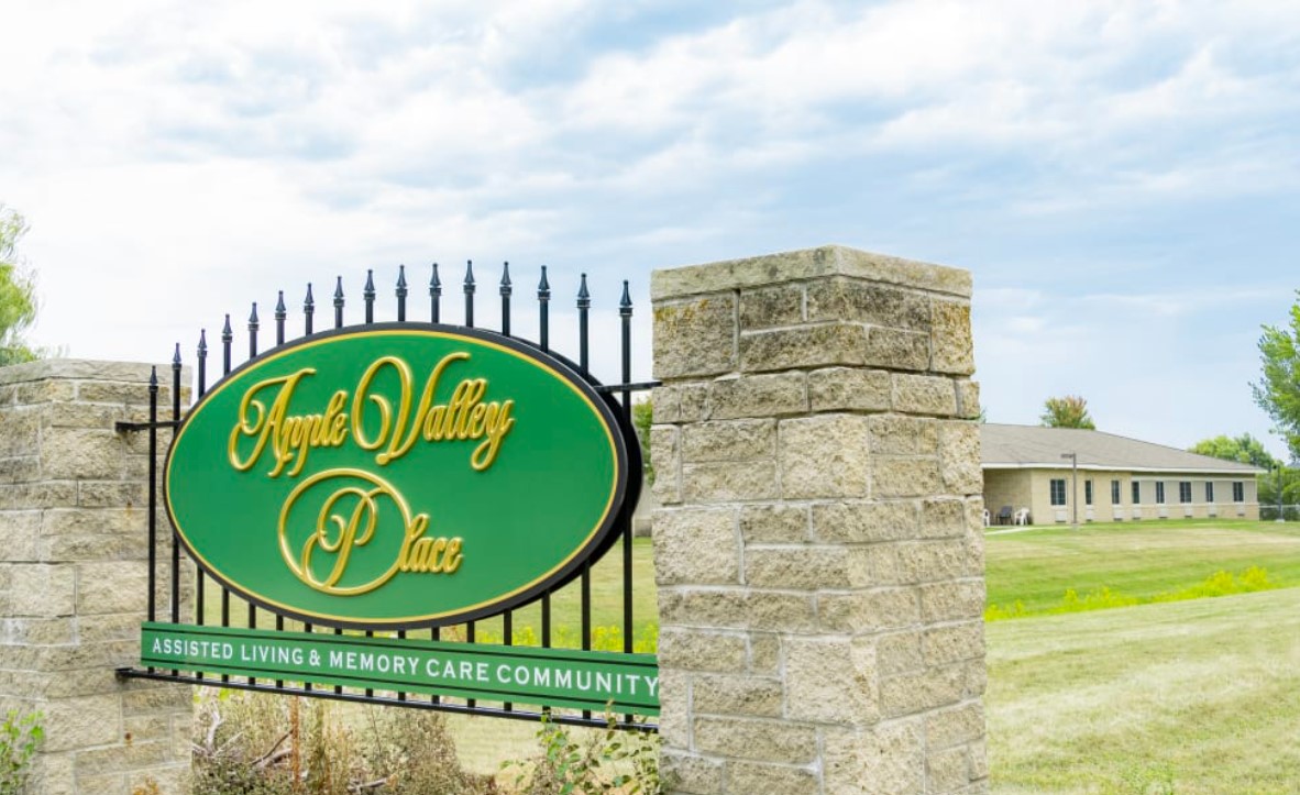 Apple Valley Place of Clear Lake