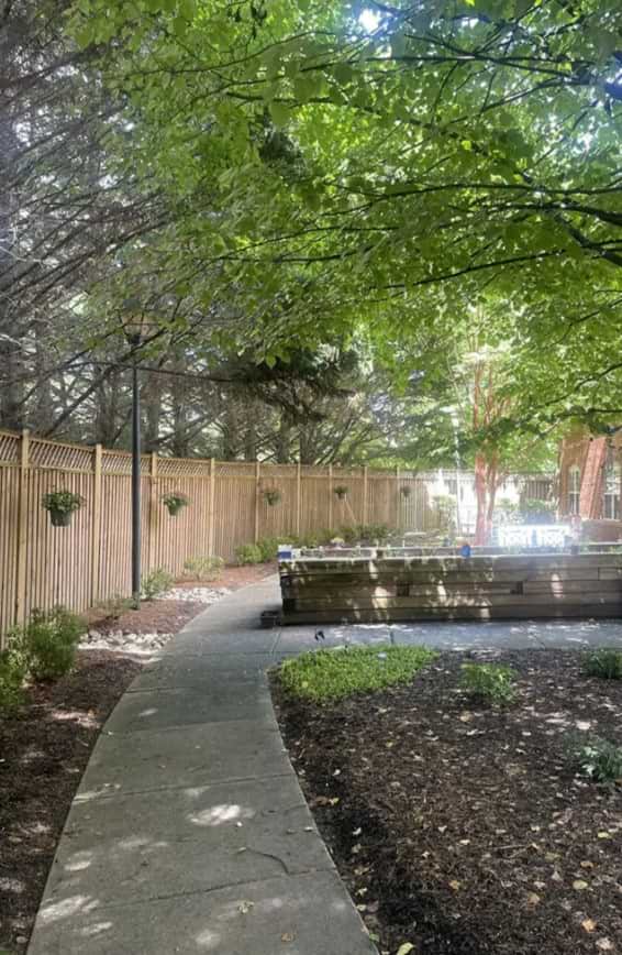 Charter Senior Living of Woodholme Crossing